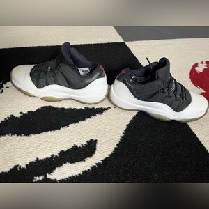 Boys (kids) Jordan 11